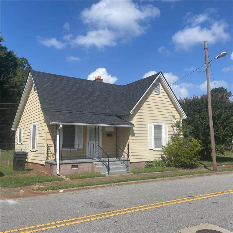 321 F Street - Photo 1