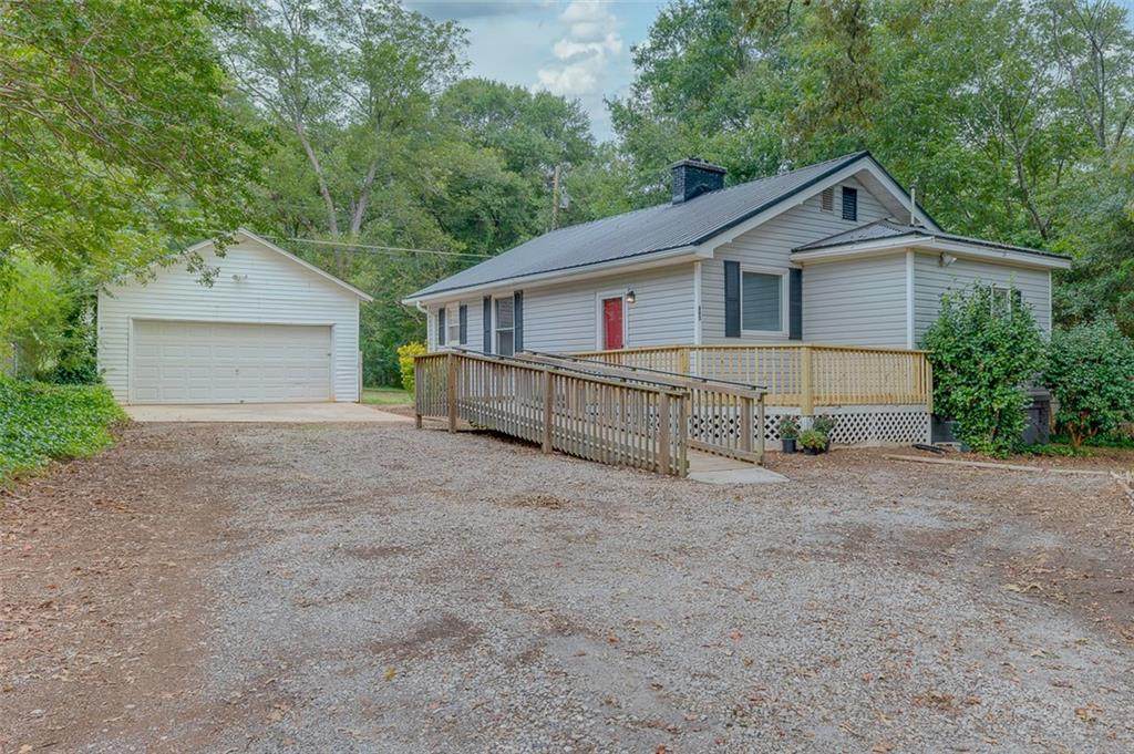 605 Williams Street - Photo 1