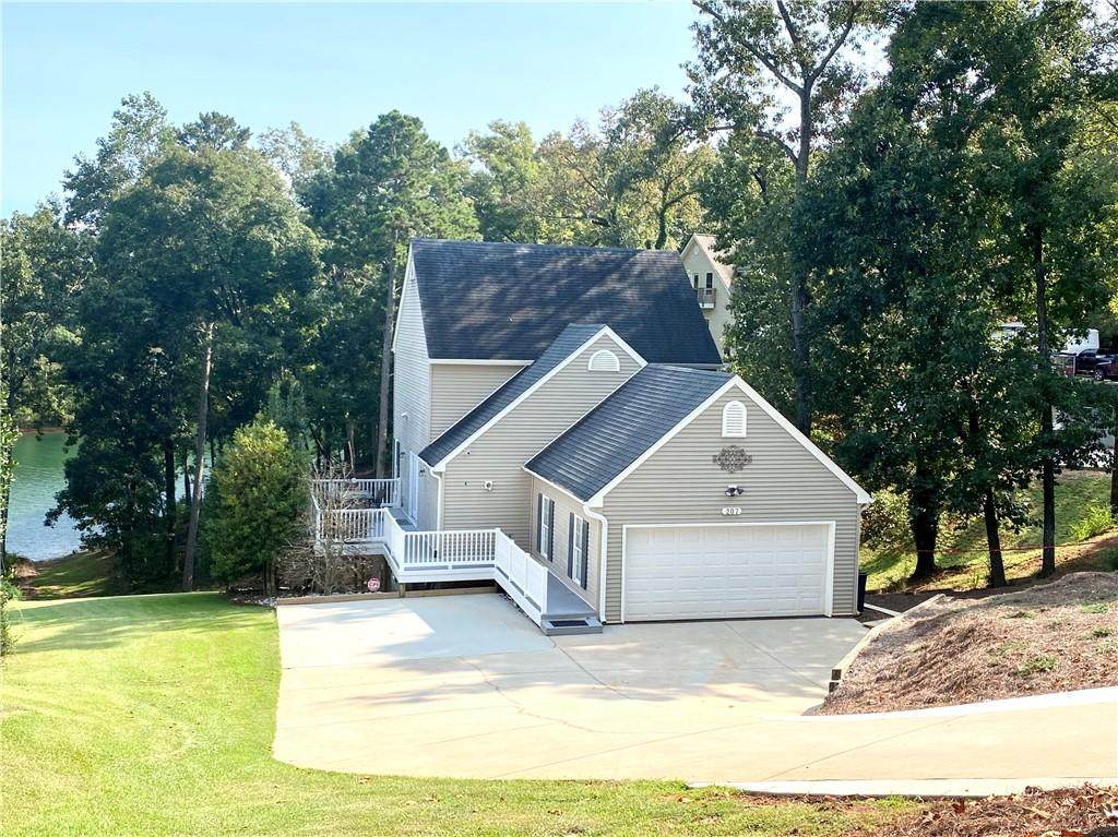 207 Fields Avenue - Photo 1