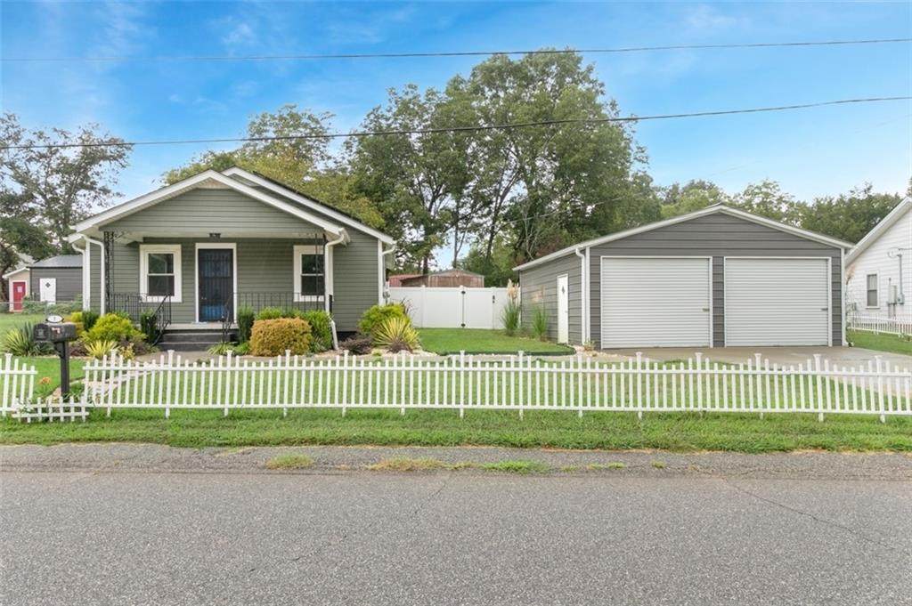 5 Tolar Road - Photo 1