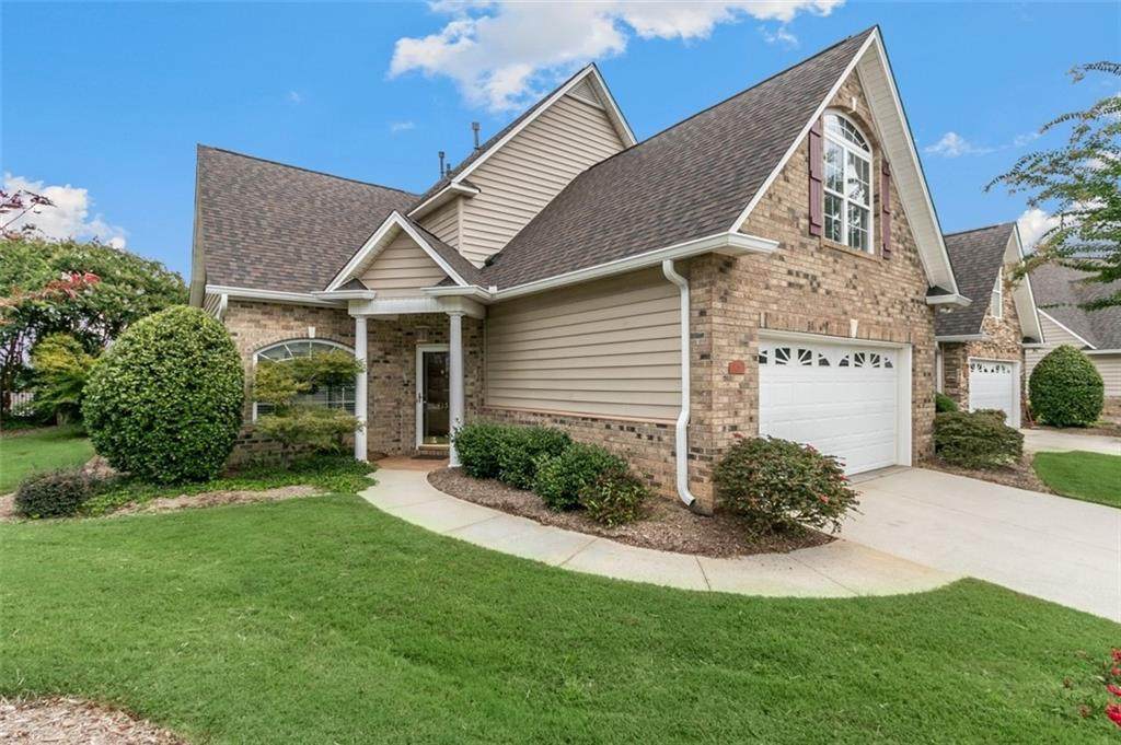415 Falling Rock Way - Photo 1