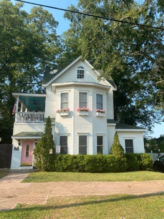 207 South 2nd Street - Photo 1