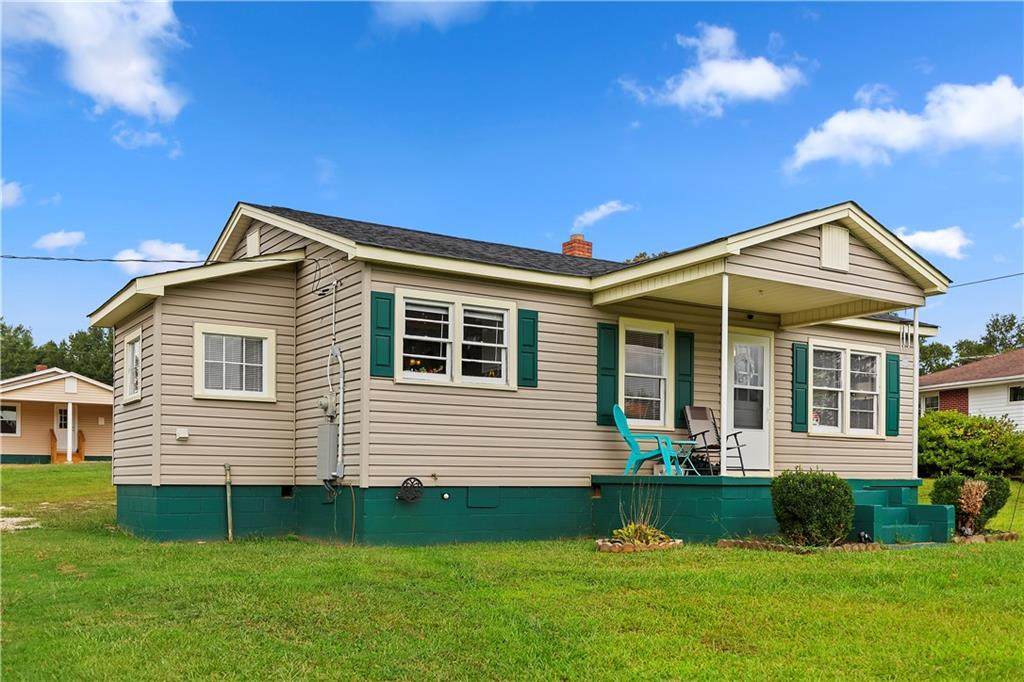309 Brentwood Drive - Photo 1