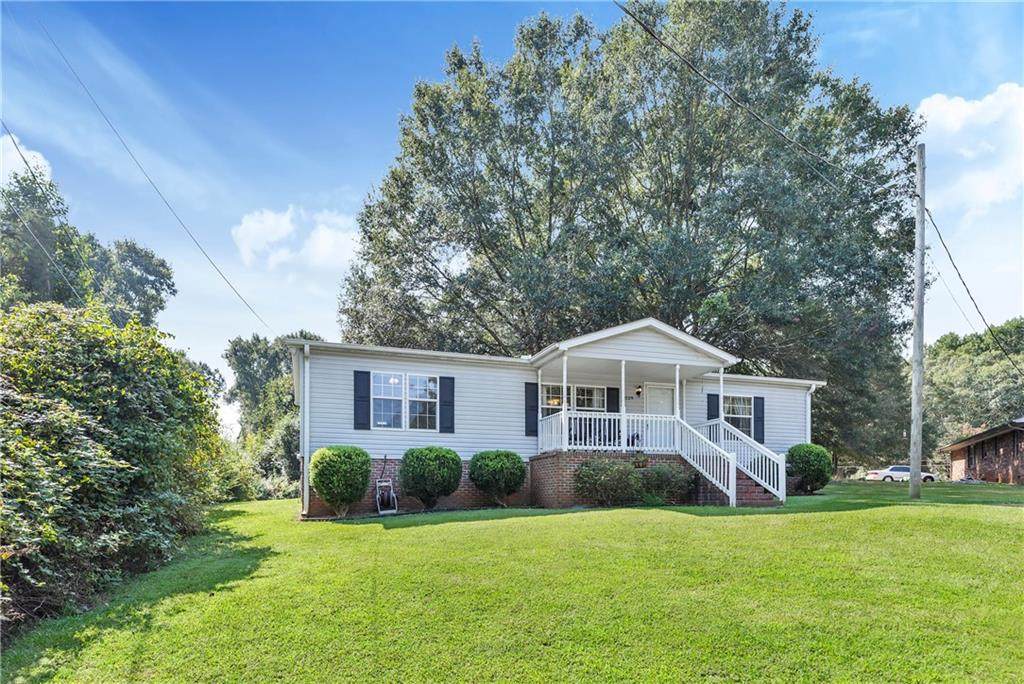 1529 Cherokee Circle - Photo 1