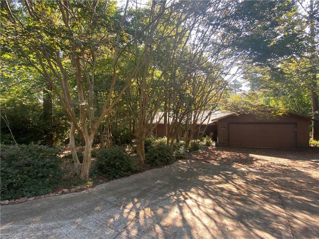 105 Leslo Lane - Photo 1