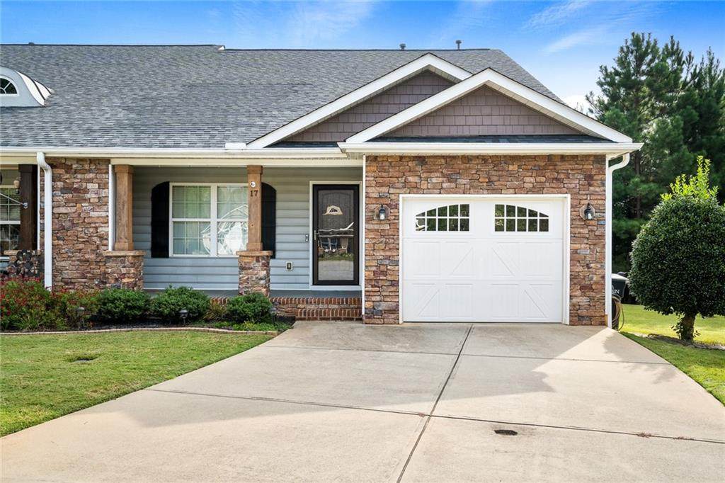 17 Hillsborough Drive - Photo 1
