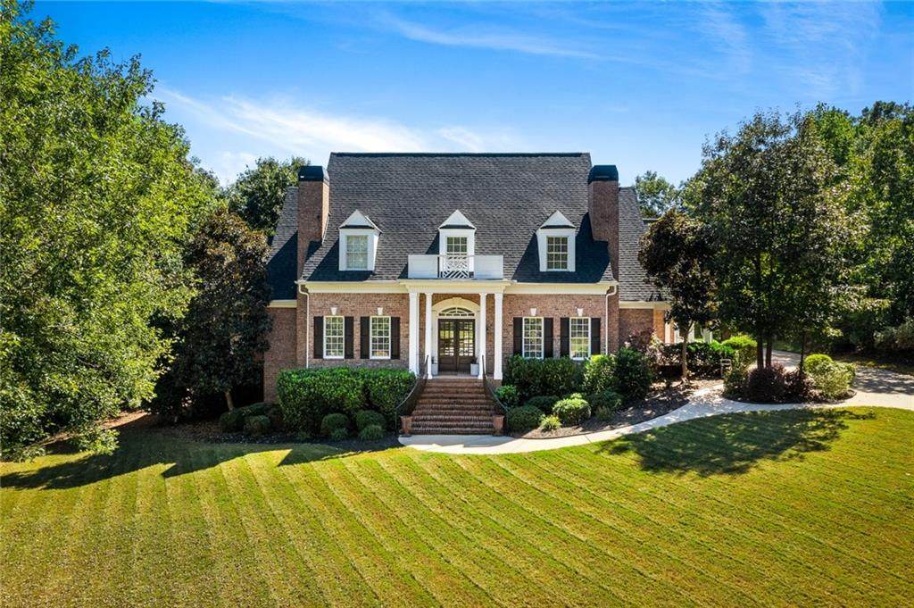 114 Loudwater Drive - Photo 1