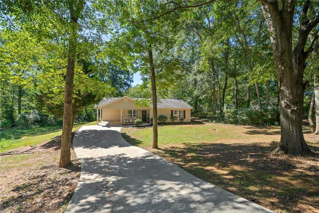 106 Melrose Lane - Photo 1