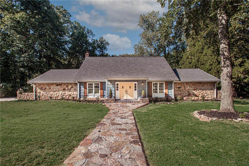203 Haverhill Circle - Photo 1