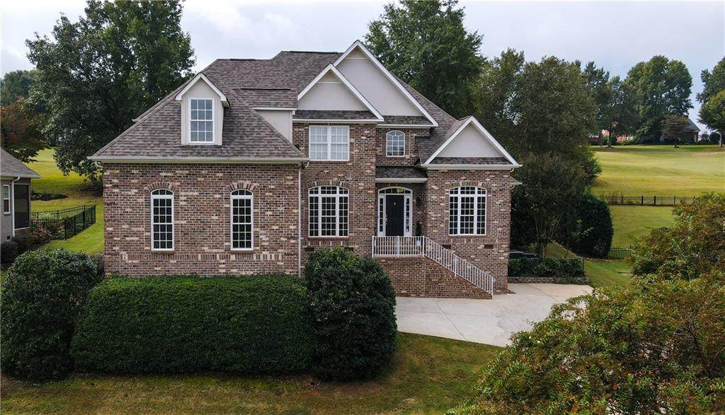128 Turnberry Road - Photo 1