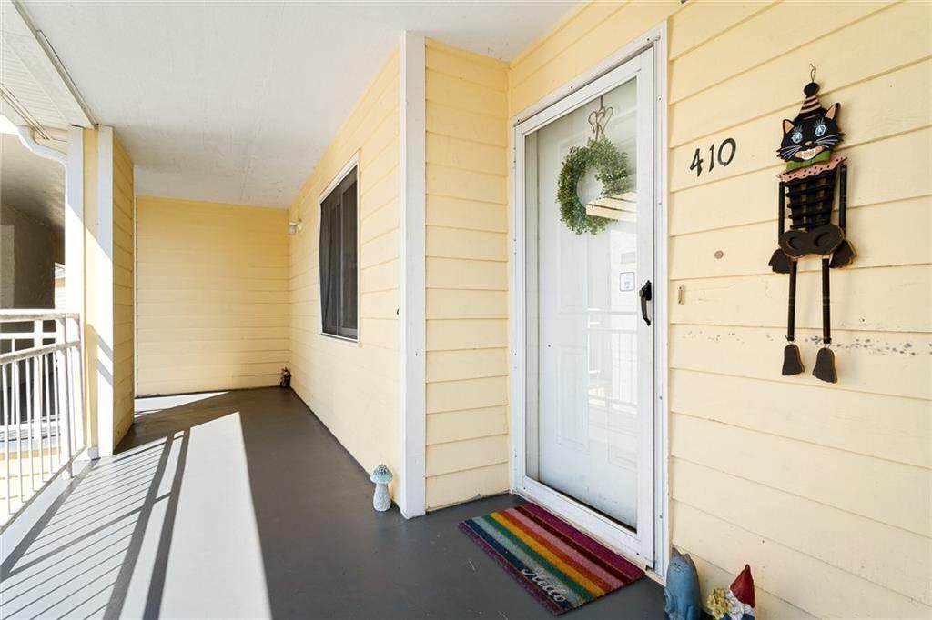 410 Northlake Drive - Photo 1