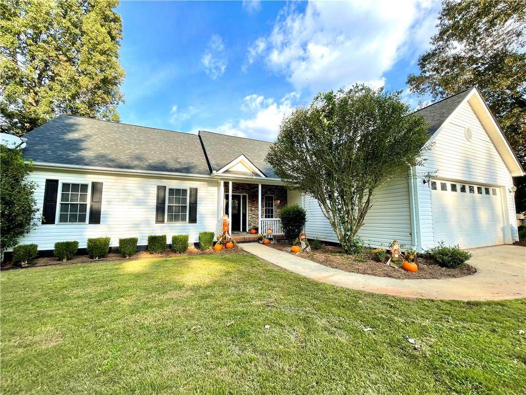 118 Windamere Road - Photo 1