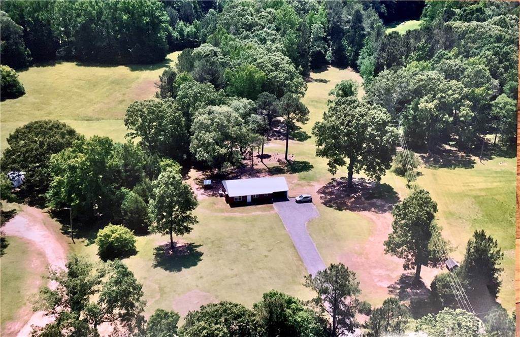 817 Mt Carmel Road - Photo 1