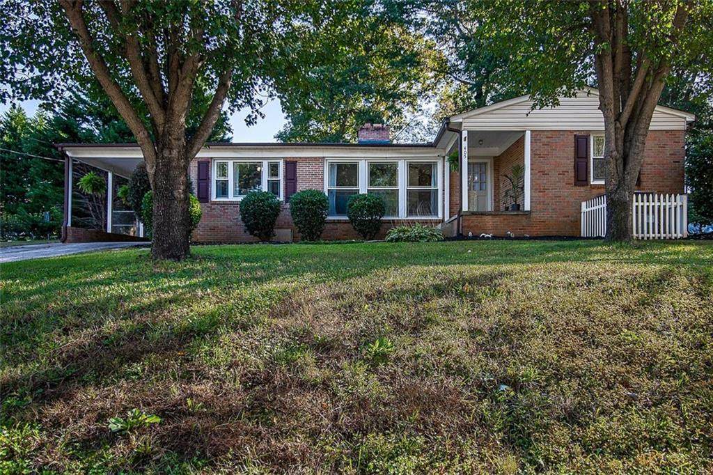 405 Stewart Drive - Photo 1