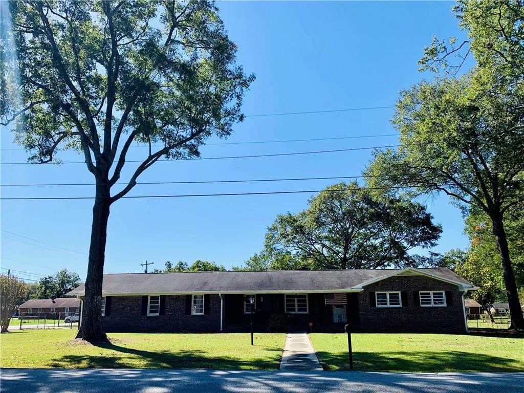 312 Augusta Circle - Photo 1