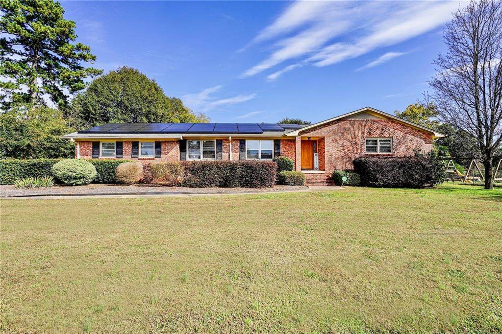 103 Pinehurst Drive - Photo 1
