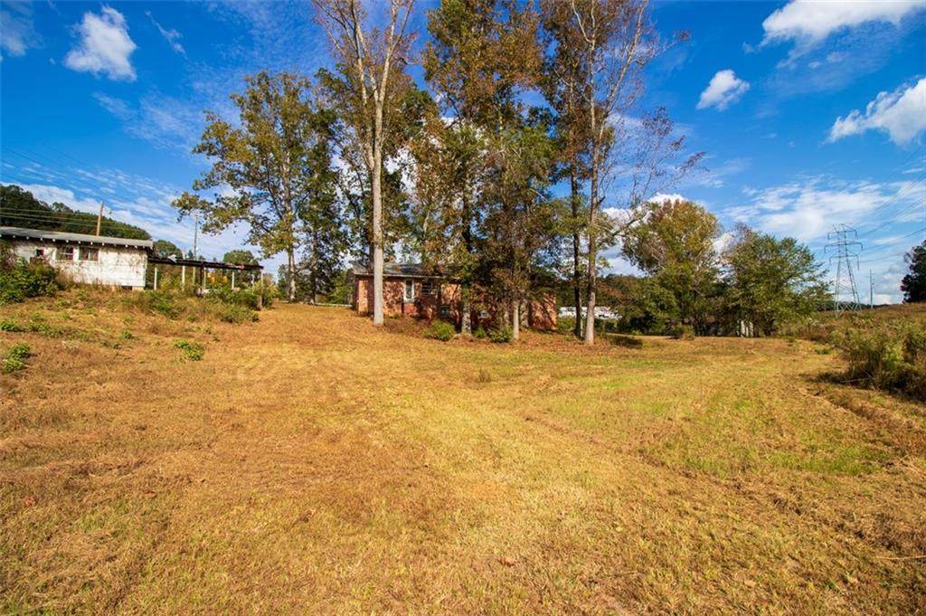 10732 Clemson Boulevard - Photo 1