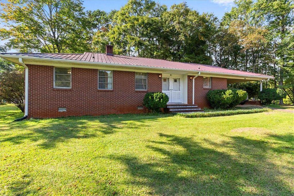 620 Catherine Street - Photo 1
