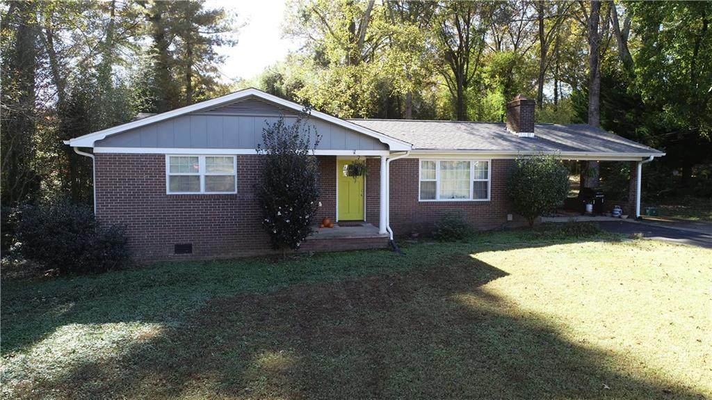 106 Azalea Drive - Photo 1