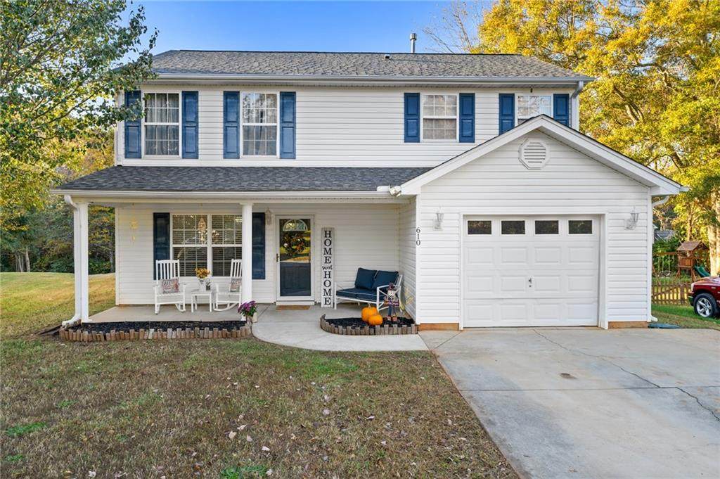 610 Hunters Lane - Photo 1