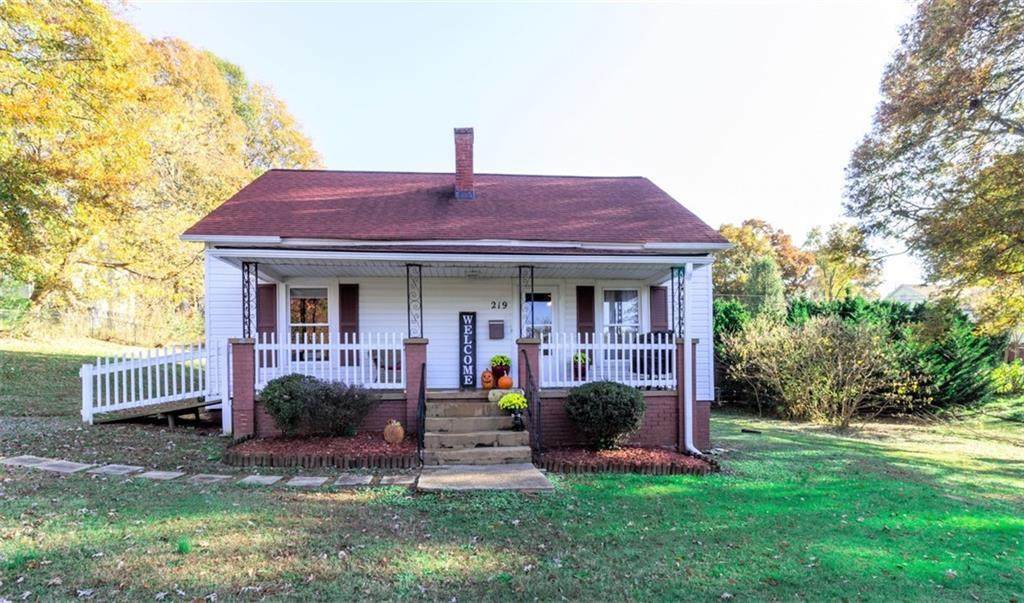 219 Pine Street - Photo 1