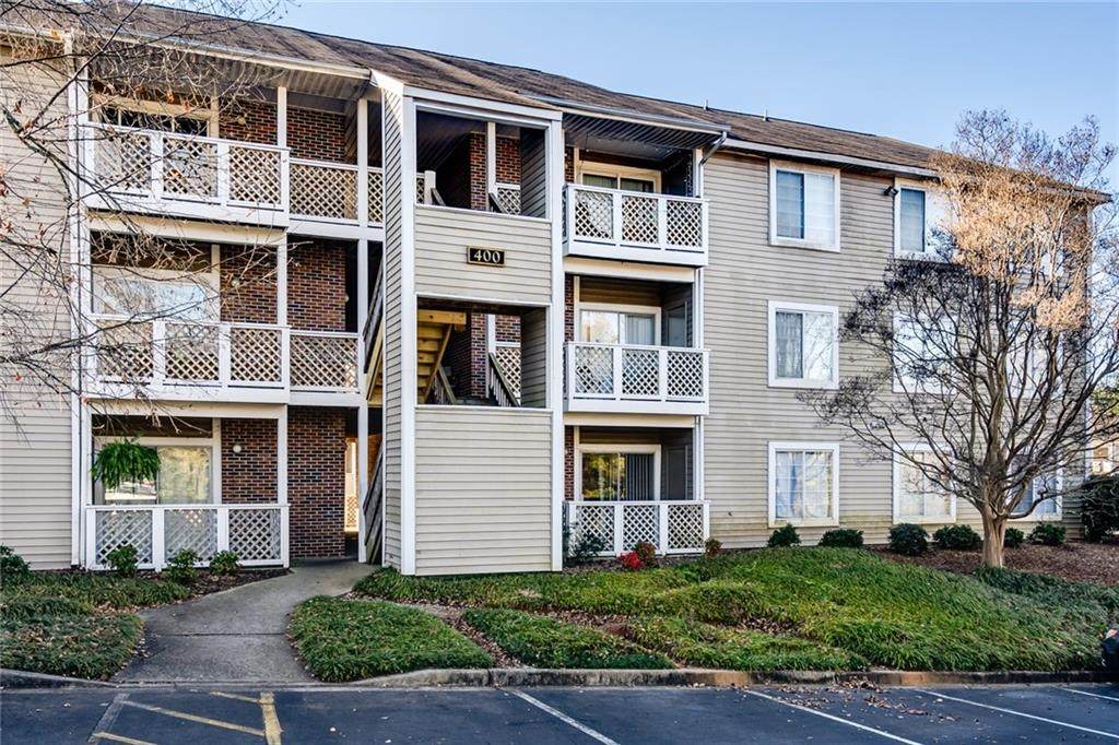 220 Elm Street - Photo 1