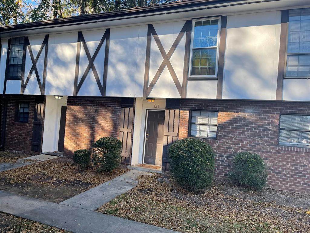 1108 Tiger Boulevard - Photo 1