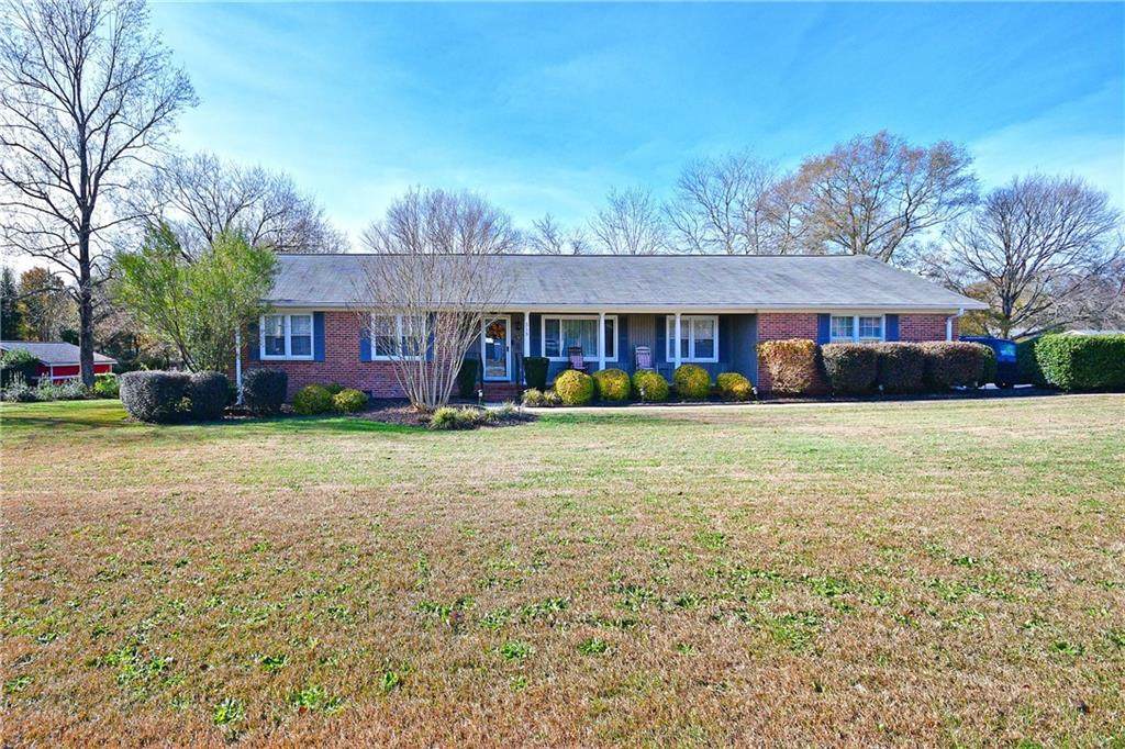 515 Bonanza Circle - Photo 1