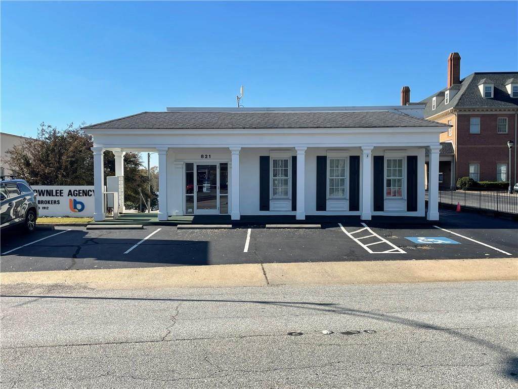 821 N.Main Street - Photo 1