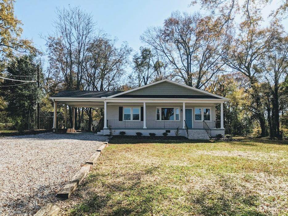 204 Anderson Drive - Photo 1