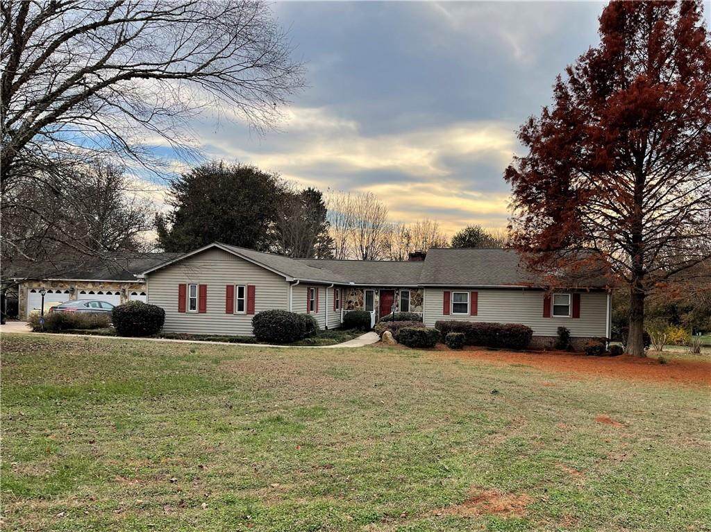 4030 Windward Trail - Photo 1