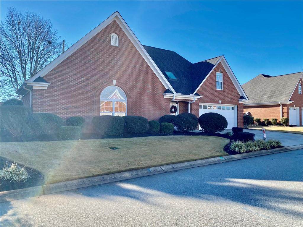 107 Carmen Way - Photo 1