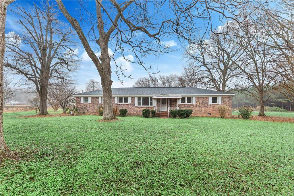 1303 Shady Grove Road - Photo 1