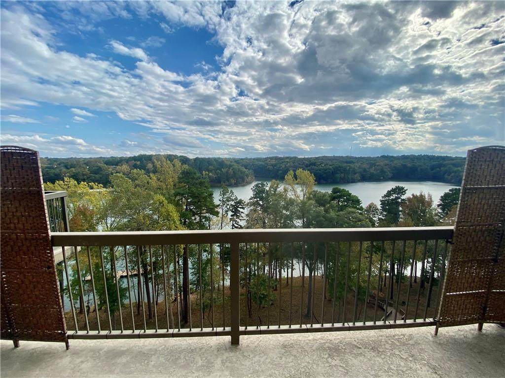 802 Watermarke Lane - Photo 1
