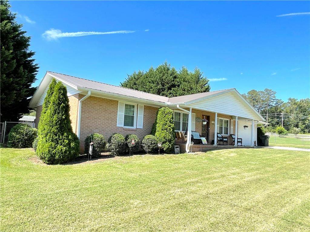 104 Jenkins Street - Photo 1