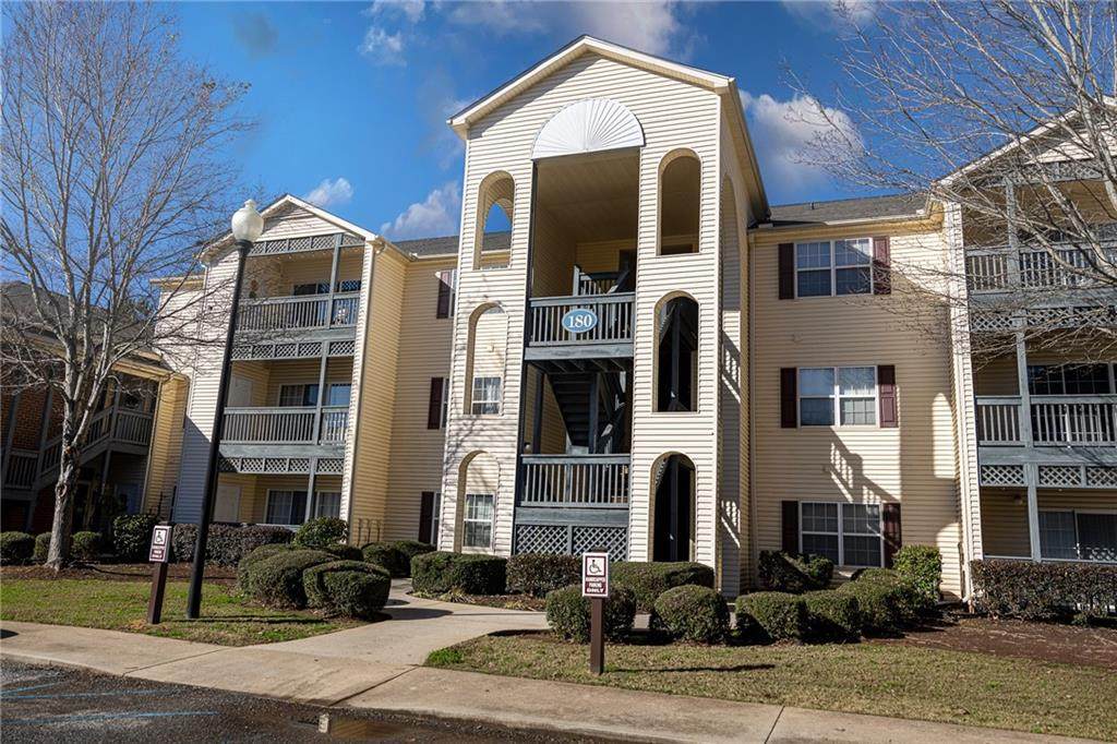 180 Wexford Drive - Photo 1