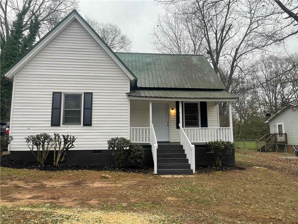 214 I Street - Photo 1