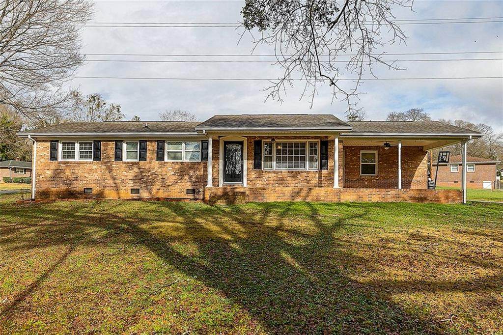 392 Crestview Drive - Photo 1