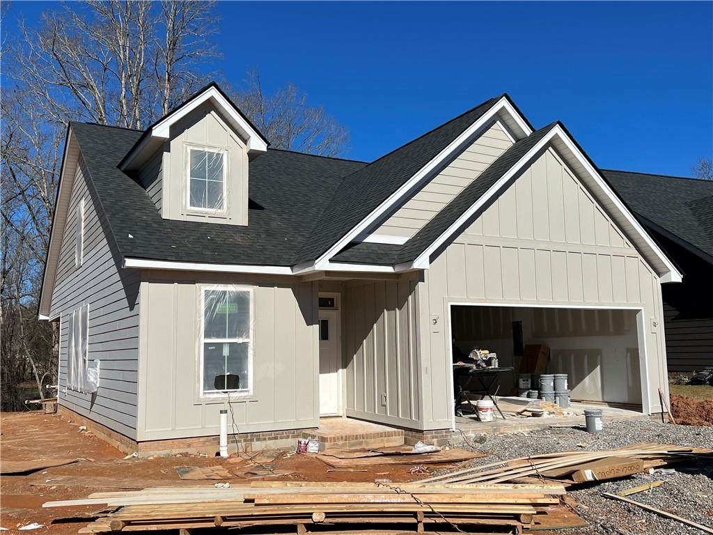 420 Saybrooke Lane - Photo 1
