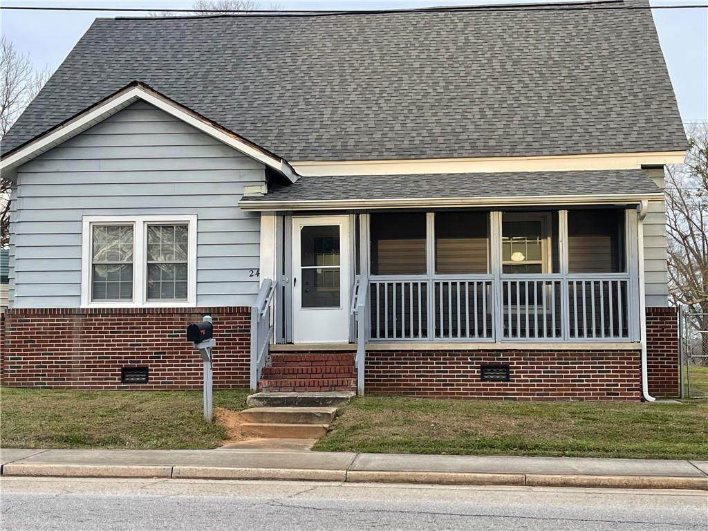 24 Greenwood Avenue - Photo 1