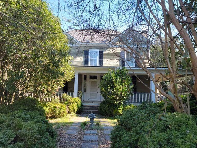 405 Secession Avenue - Photo 1