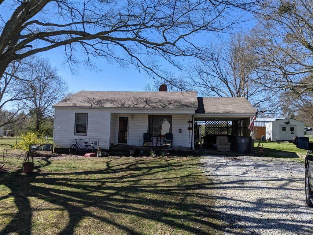 121 Whitten Road - Photo 1
