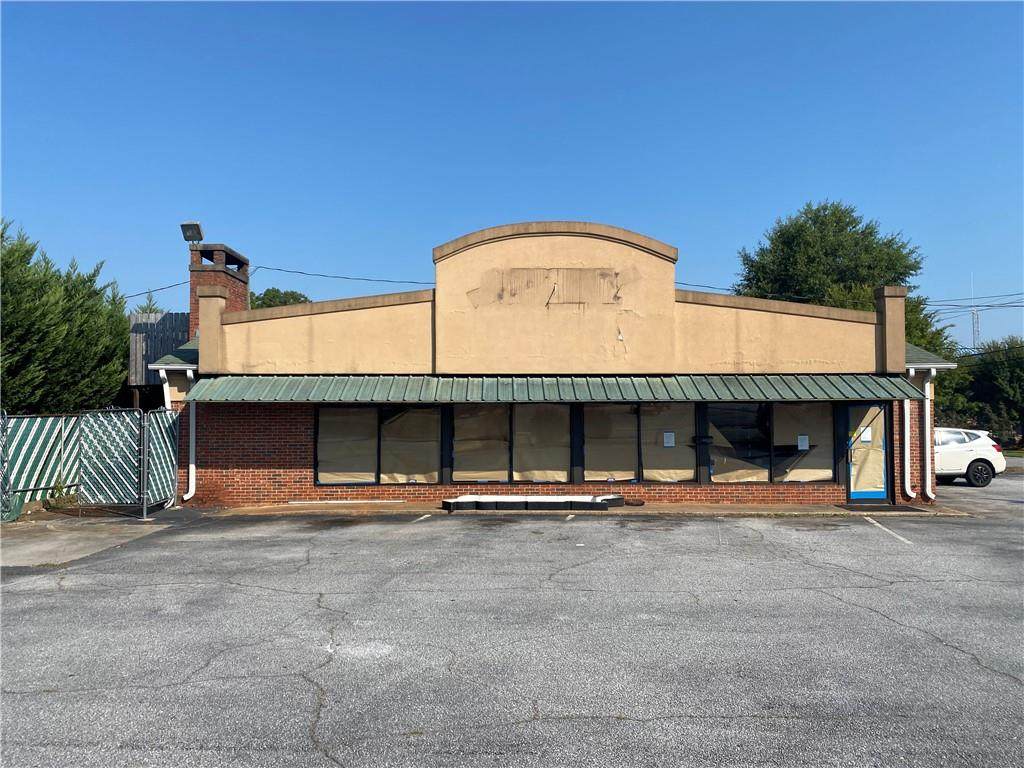 307 Cater Street - Photo 1