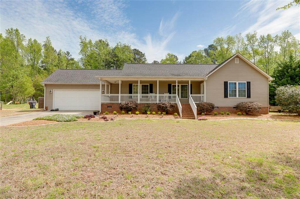124 Colonial Drive - Photo 1