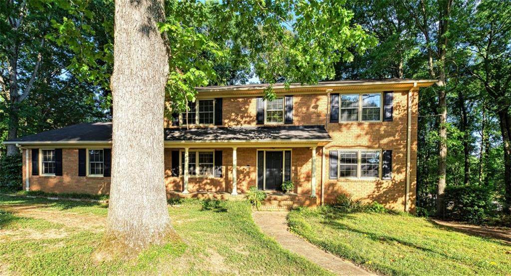 606 Laurel Road - Photo 1