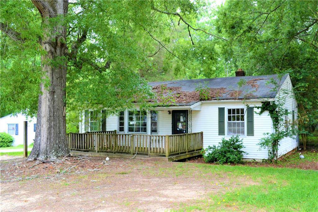 112 Pinewood Circle - Photo 1
