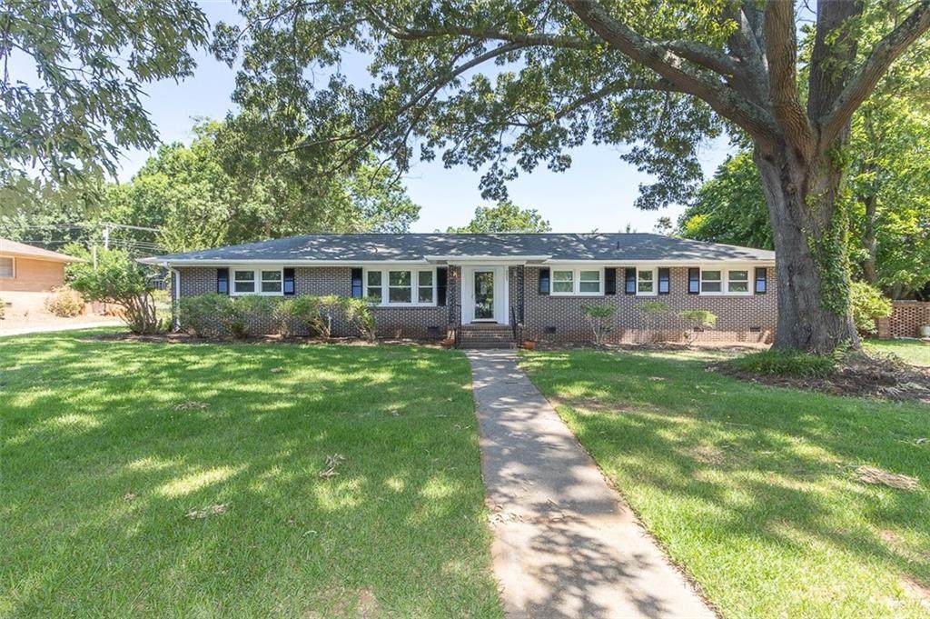2005 Sheldon Drive - Photo 1