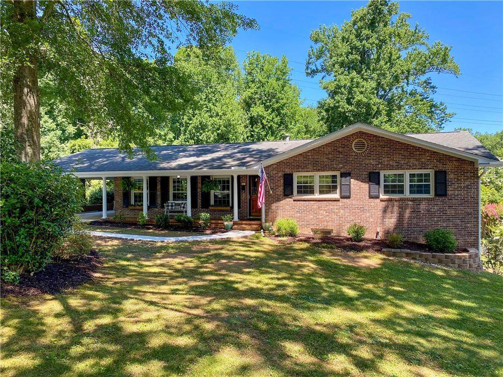 401 Fife Drive - Photo 1