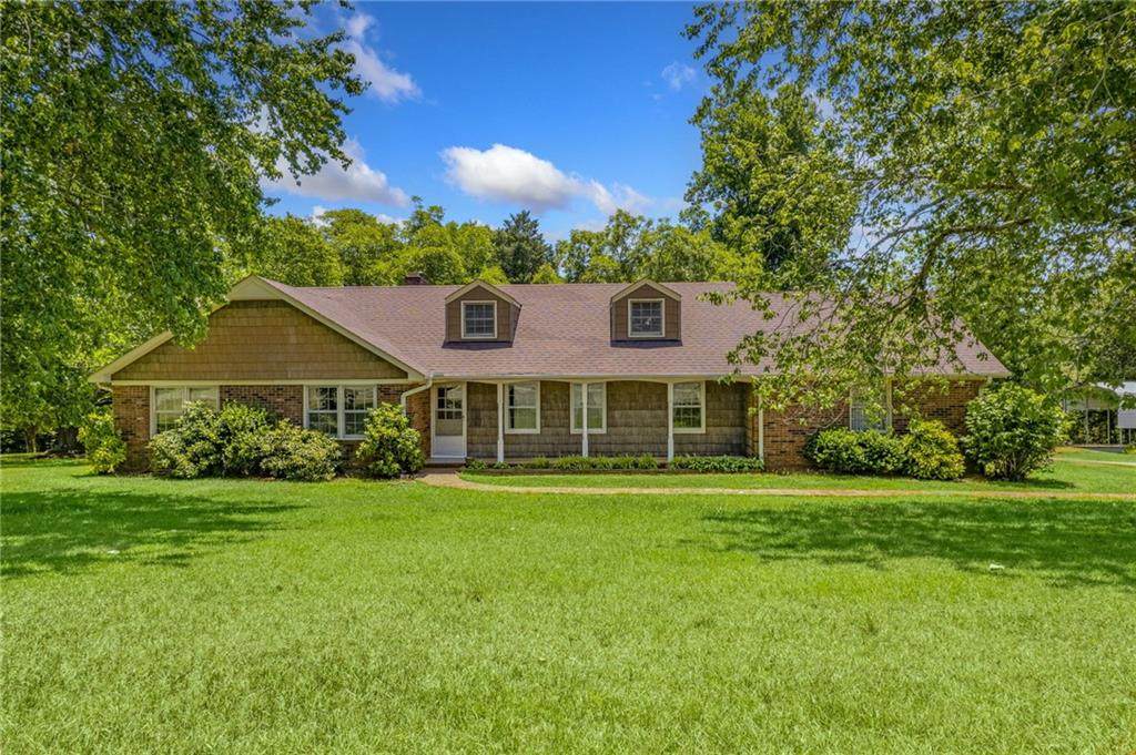 114 Highland View Drive - Photo 1