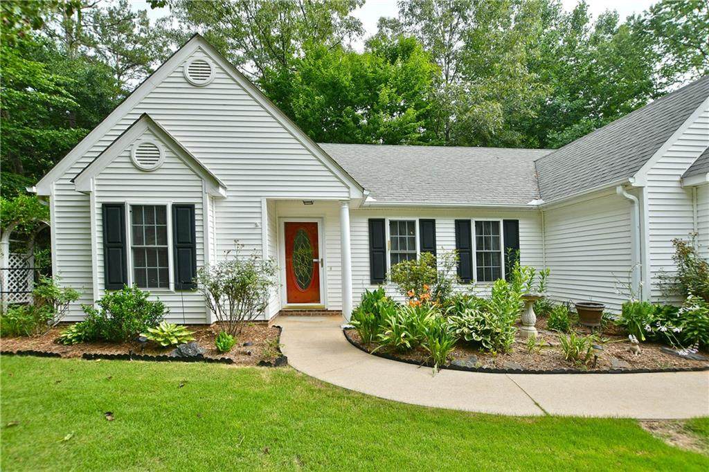 225 Castlebrook Drive - Photo 1